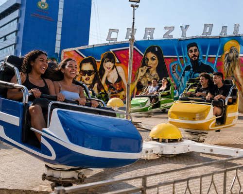 mirage_park_crazy_dance_06